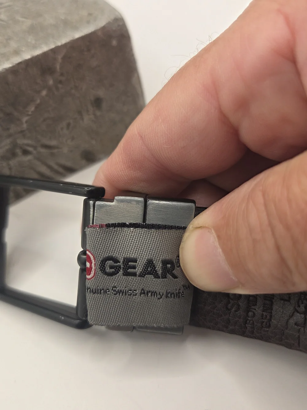 Swiss Gear reversible leather belt